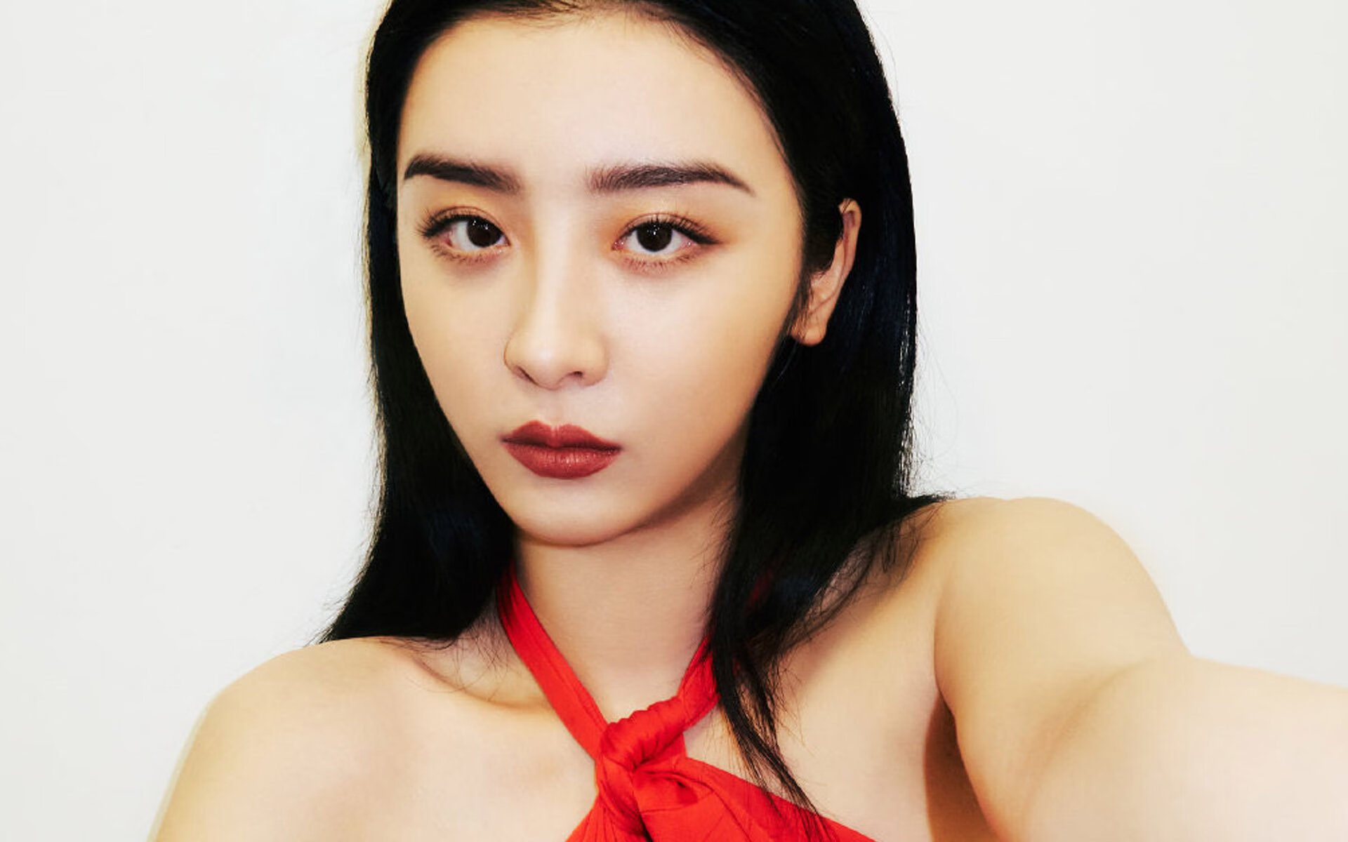 爱游戏中国官网-《掘金替补席贡献有限，球队深度成疑》，掘金队薪资和选秀权情况